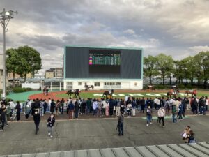 全国競馬場巡り21 – 園田競馬場のアクセスと特徴 - めろぐ